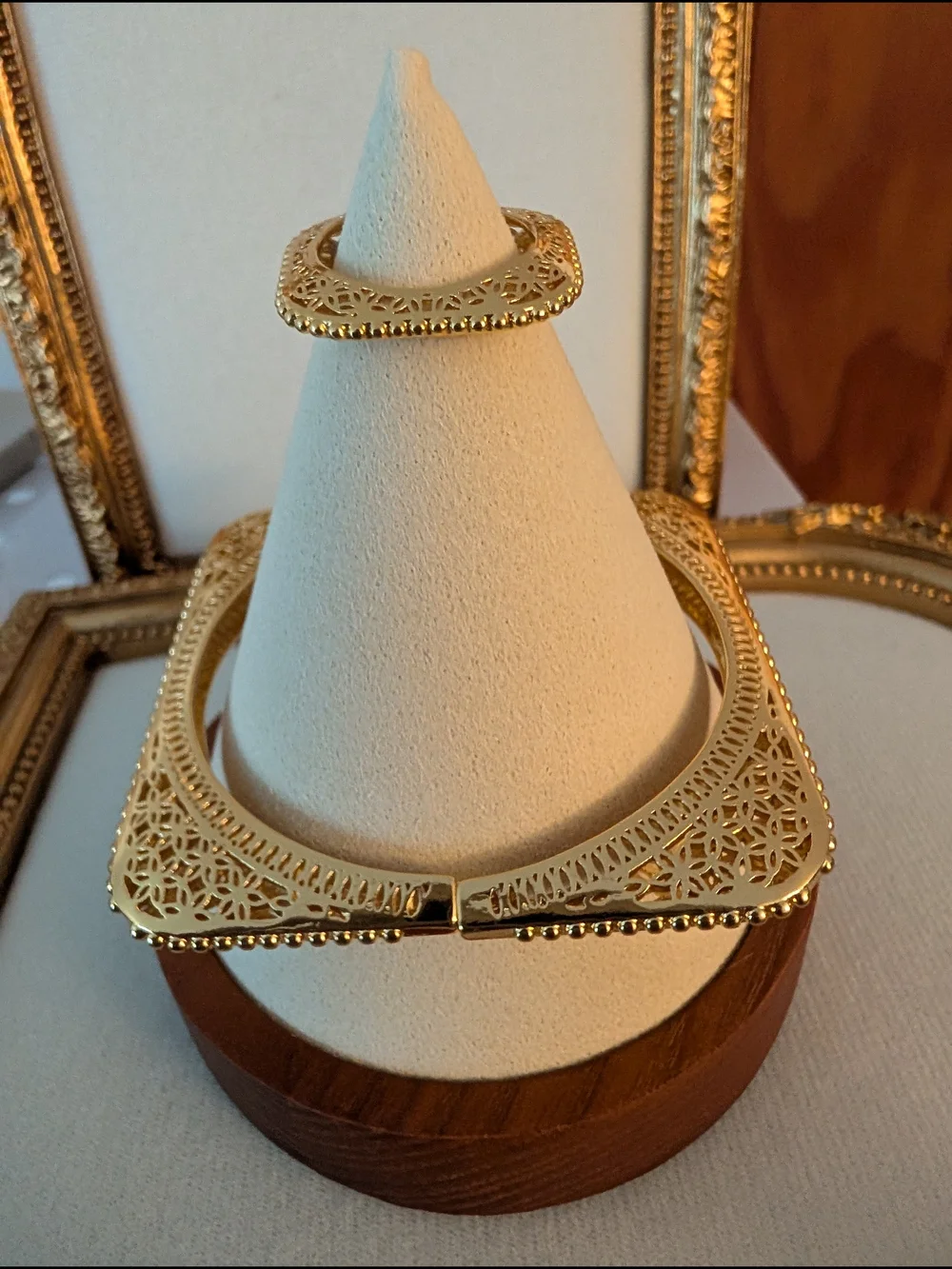Gold Filigree Bracelet and Ring Size 7.5 - Picture 6 of 14